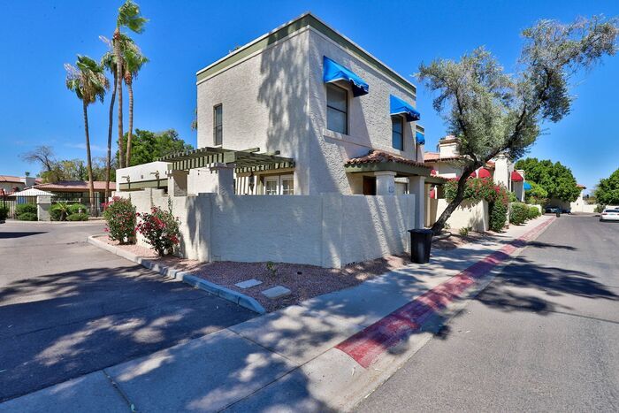 Primary Photo - South Pointe Townhome