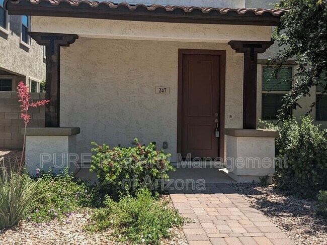 Building Photo - 247 N 69th Pl