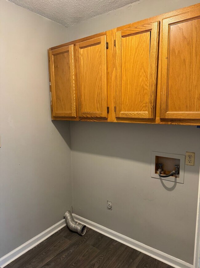 Foto del edificio - 223 Cedar Ridge Cove