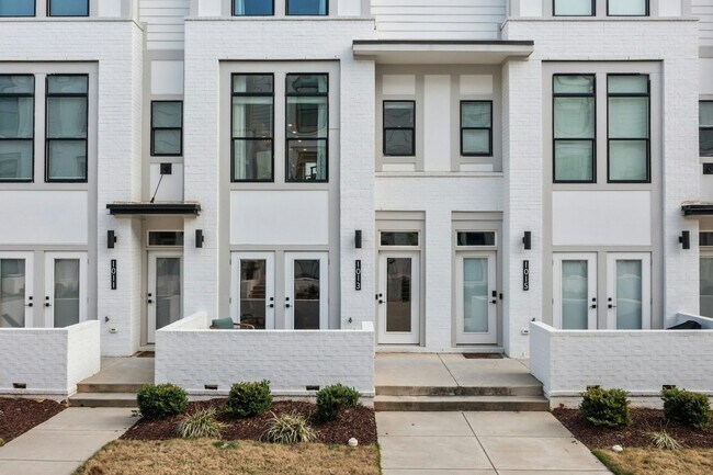 Foto del edificio - 1013 Wesley Terrace Ave