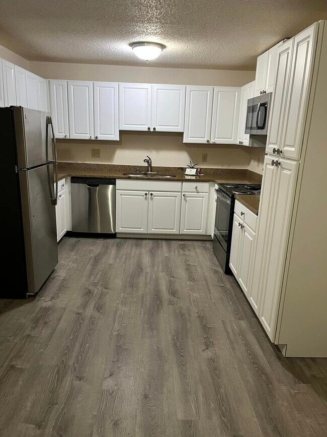 Foto del edificio - Tropicana Apartments