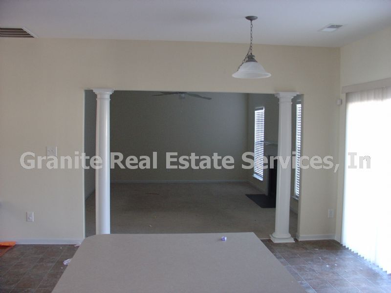 Foto del edificio - Available Now