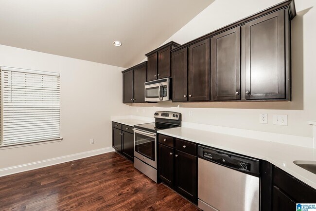 Foto del edificio - 980 Clover Ave