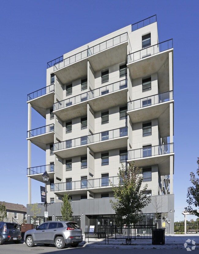 Building Photo - Riverview