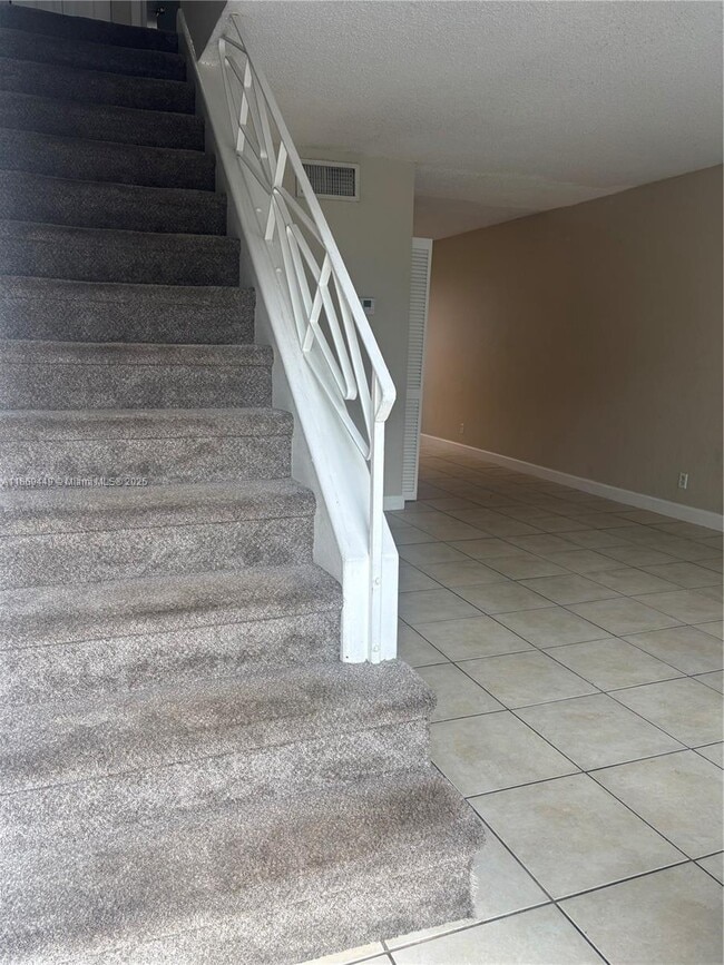 Building Photo - 4785 NW 9th Dr