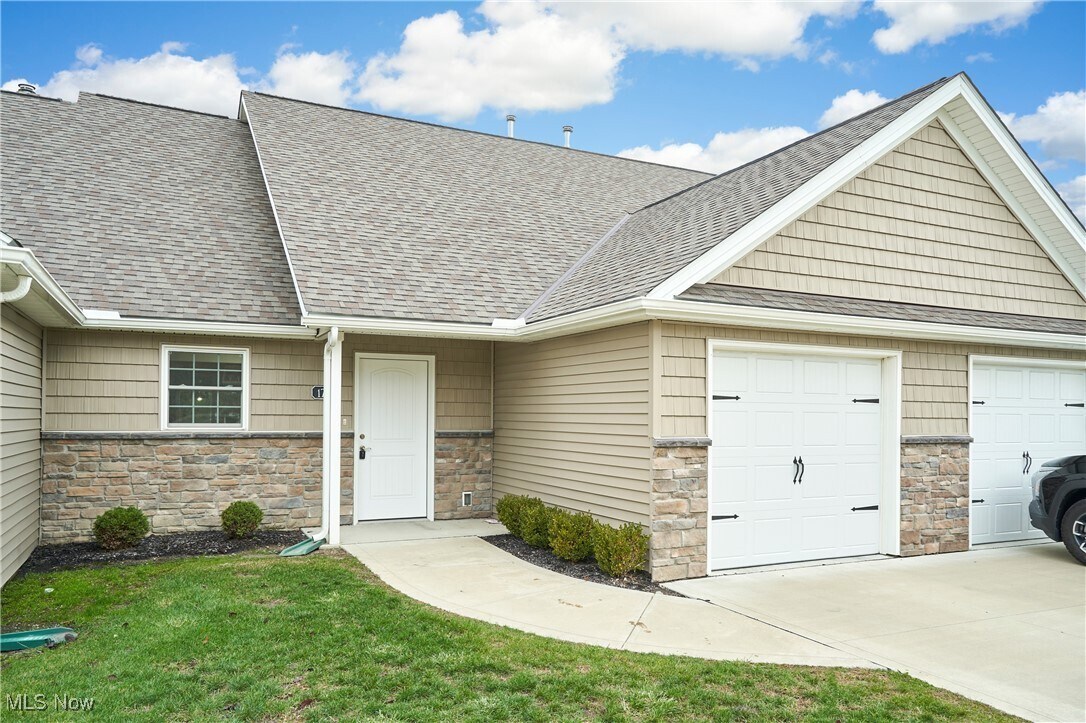 Foto principal - 1713 Blase Nemeth Rd