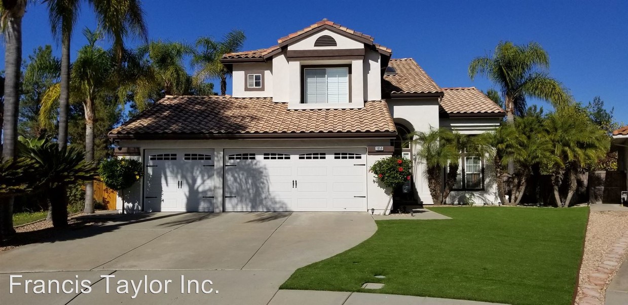Primary Photo - 4 br, 3 bath House - 1059 Dragt
