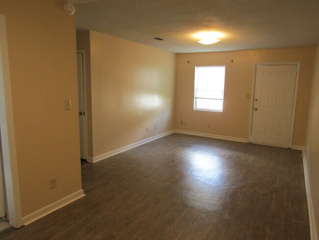 Foto del edificio - 758 Sharon St