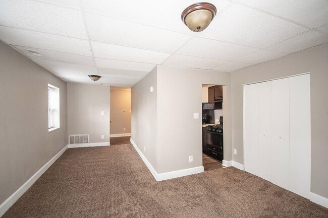 Building Photo - 2060 N Delaware St