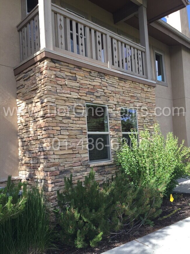 Foto del edificio - NO DEPOSIT Option Available for This Prope...