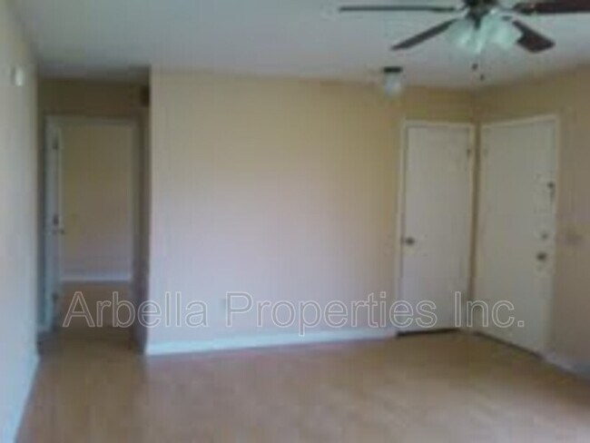 Building Photo - 909 Kendrick Creek Rd