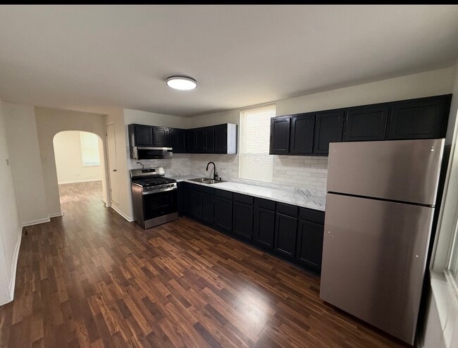 Foto del edificio - 1617 W 38th Pl