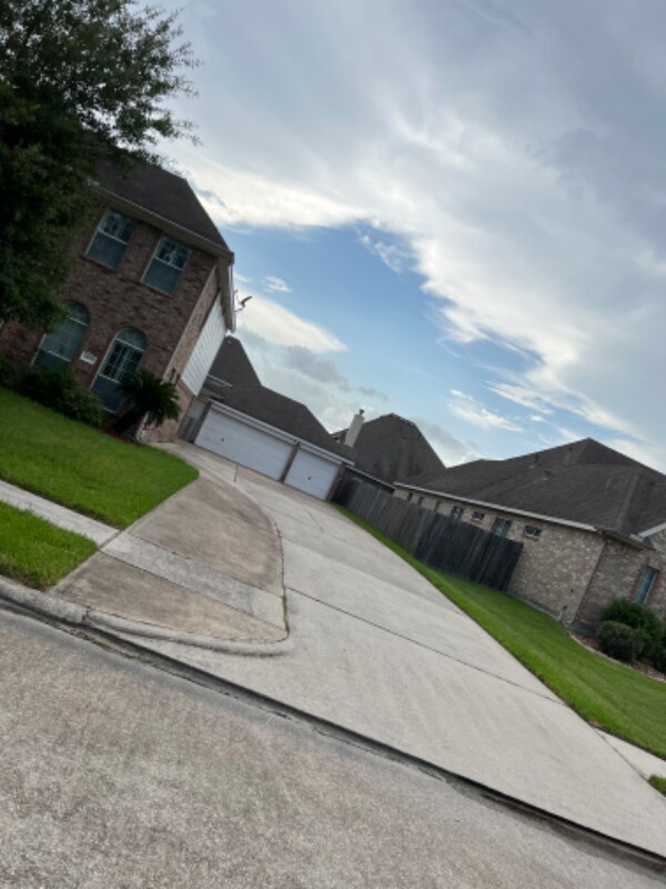 Foto del edificio - 6807 Chapelfield Ln