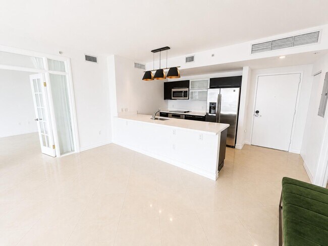 Foto del edificio - 90 SW 3rd St