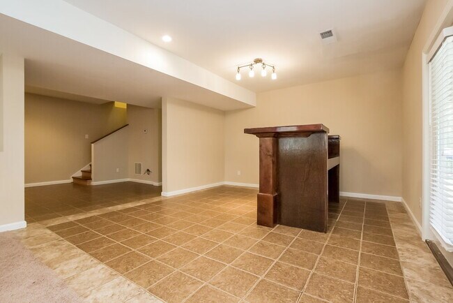 Foto del edificio - 3885 Dollar Cir