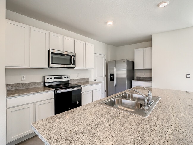 Building Photo - 16503 Mosaic Oar Dr