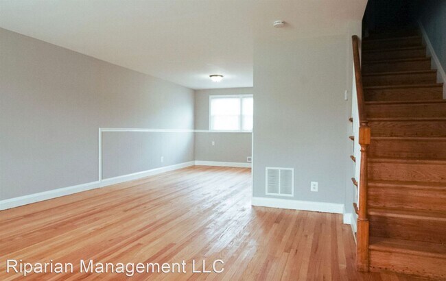 Building Photo - 3 br, 1.5 bath House - 4604 Parkside Dr