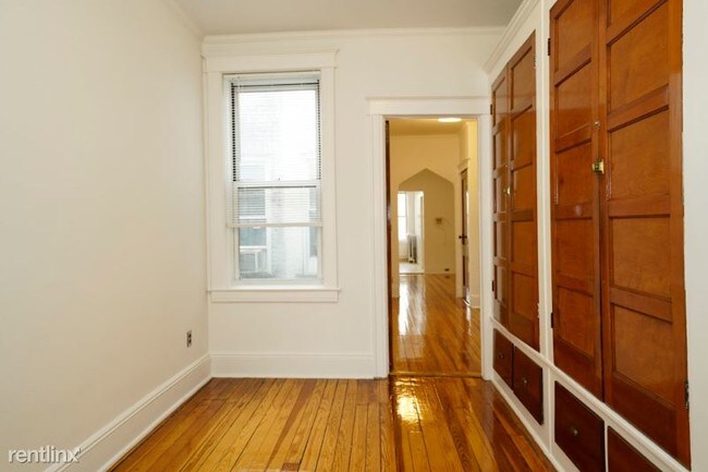 Building Photo - 34-10 43rd St