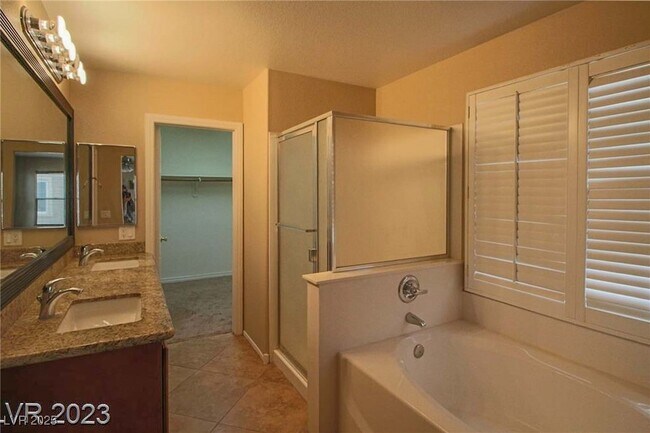 Foto del edificio - 3384 Jasmine Vine Ct