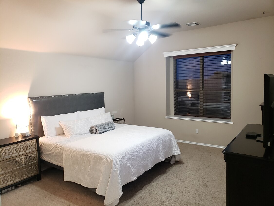 Master bedroom - 16700 VALDERAMA WAY