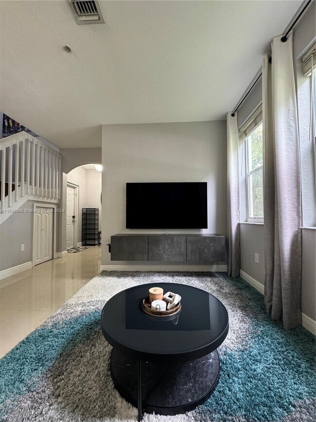 Foto del edificio - 4301 SW 160th Ave