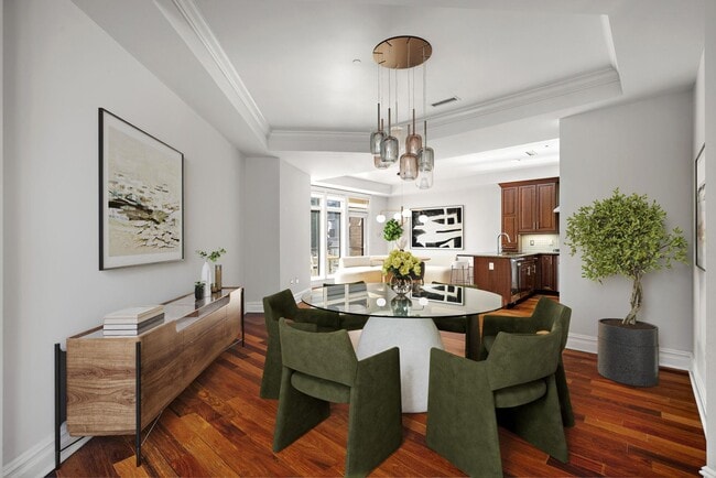 Building Photo - TH3 Henley Pl