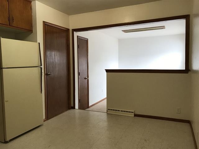 Building Photo - 6421 Gardenview Dr