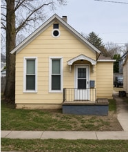 Building Photo - 721 S 9th St