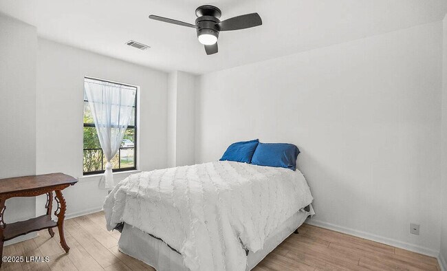 Foto del edificio - 2909 Waters Edge Ct E