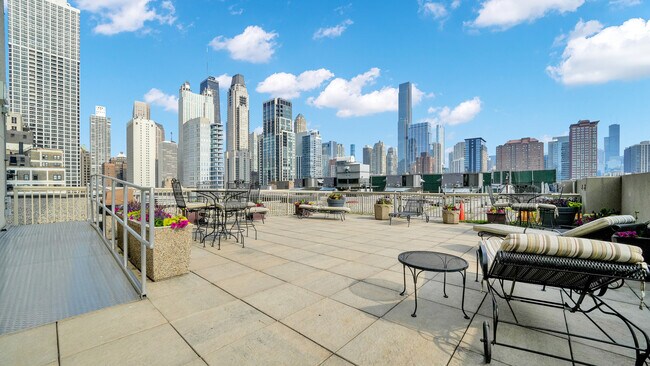 Foto del edificio - 111 W Maple St