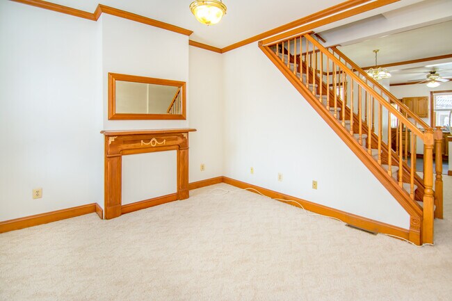 Living Room - 905 Fell St