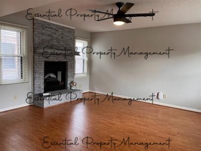Foto del edificio - 9916 Cascade Cir SE