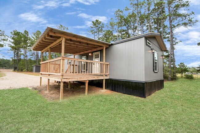 Foto del edificio - 1556 Brown Rd
