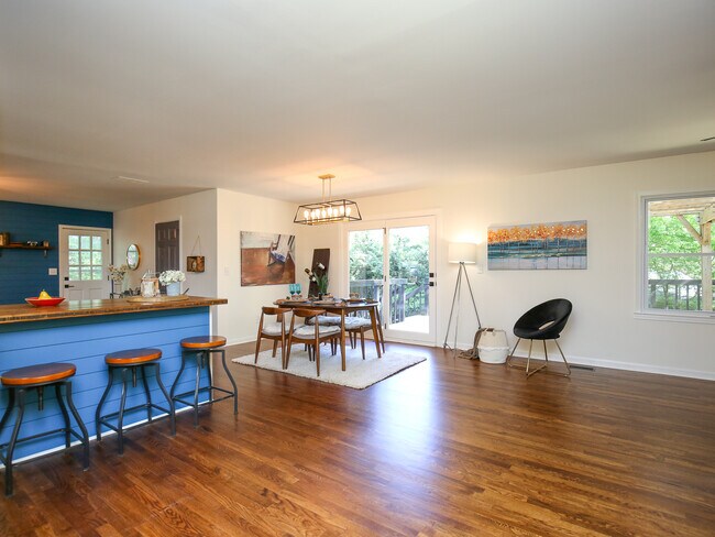 Building Photo - 3404 Morningside Dr