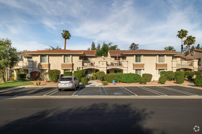 Building Photo - 2701 E Mesquite Ave
