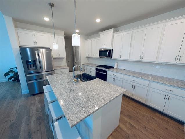 Building Photo - 716 Blakelys Wy