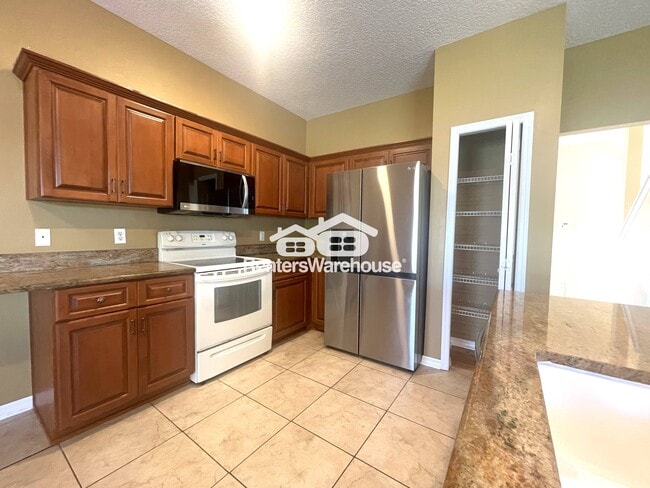 Foto del edificio - 884 Addison Dr NE