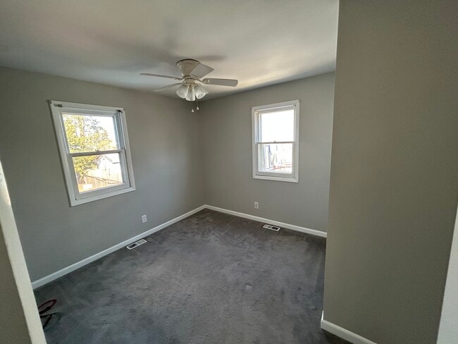 Foto del edificio - 22 Princeton Ave