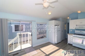 Building Photo - 2030 Black Canyon Rd