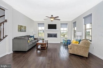 Building Photo - 3539 Shady Pines Ln