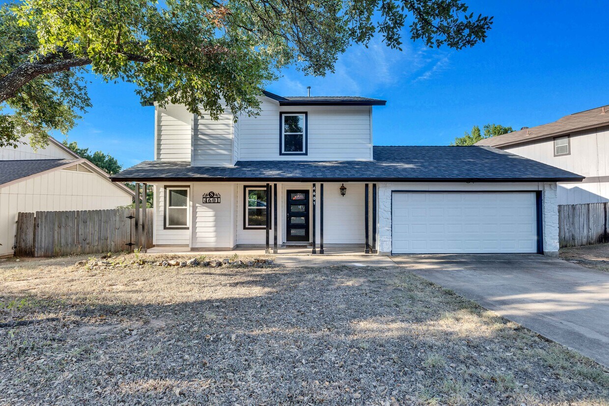Curbside - 4601 Sidereal Dr