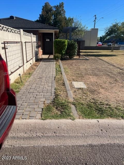 Foto del edificio - 4415 N 32nd St