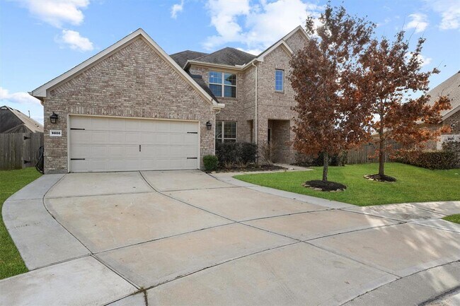 Foto del edificio - 9800 Katy Creek Ct