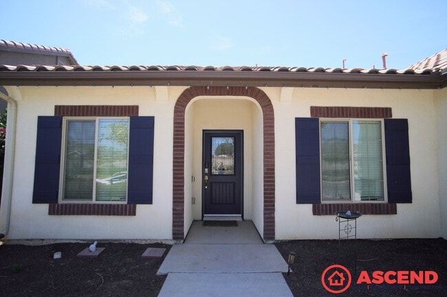 Building Photo - Phenomenal Home In Gossamer Grove!