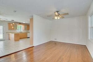 Building Photo - 2416 Eagle Dr