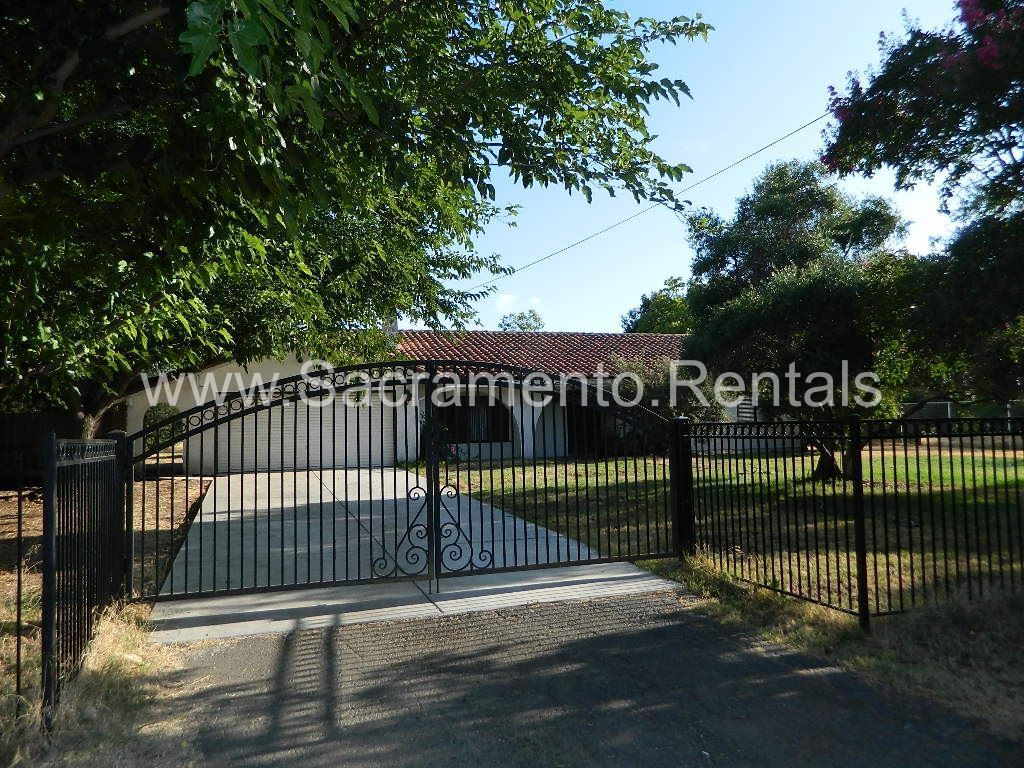 Primary Photo - 3 br, 2 bath House - 2840 Central Avenue
