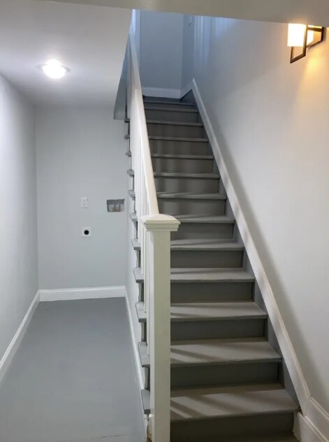 Building Photo - 708 E Whitner St