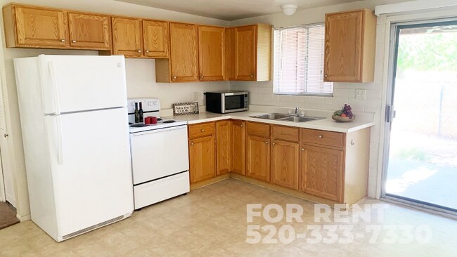 Foto del edificio - 3908 N Pomona Rd