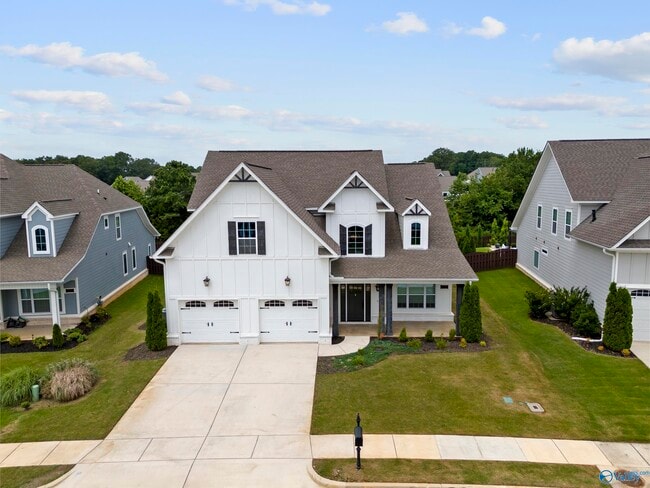 Building Photo - 6605 Waxwood Dr