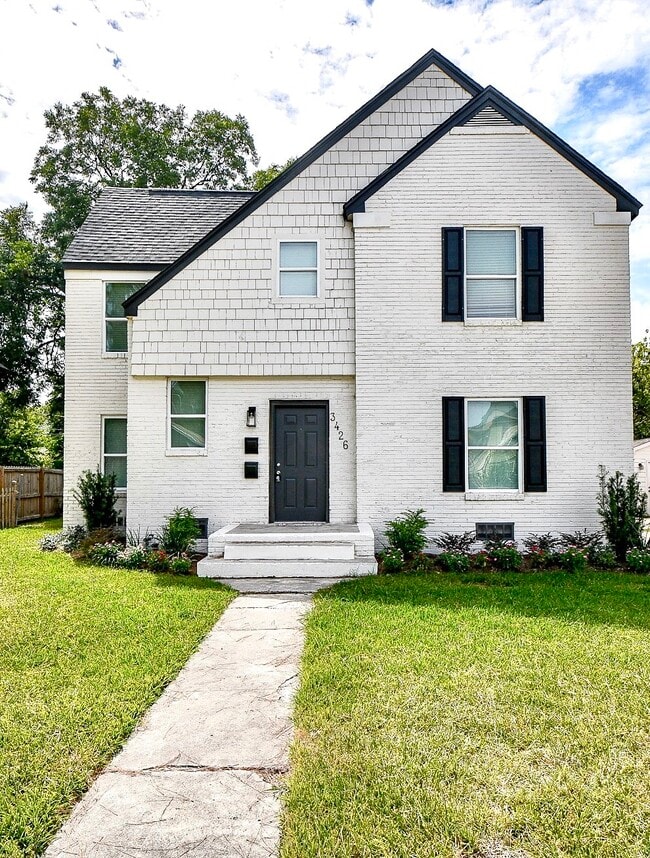 Building Photo - 3426 Rosedale St